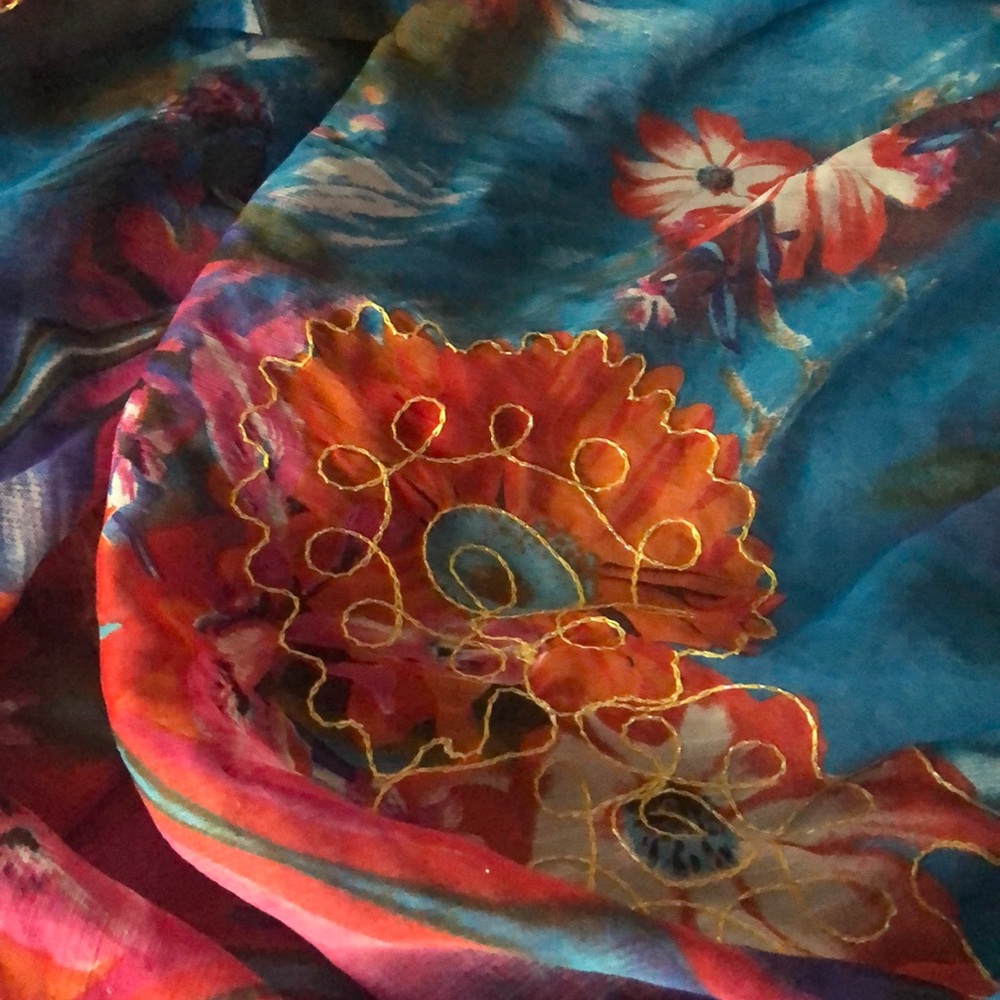 🐠 Sarong 🐠 Beautiful color/pattern